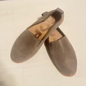 Sorel Women’s Size 7 Ella Slip-Ons